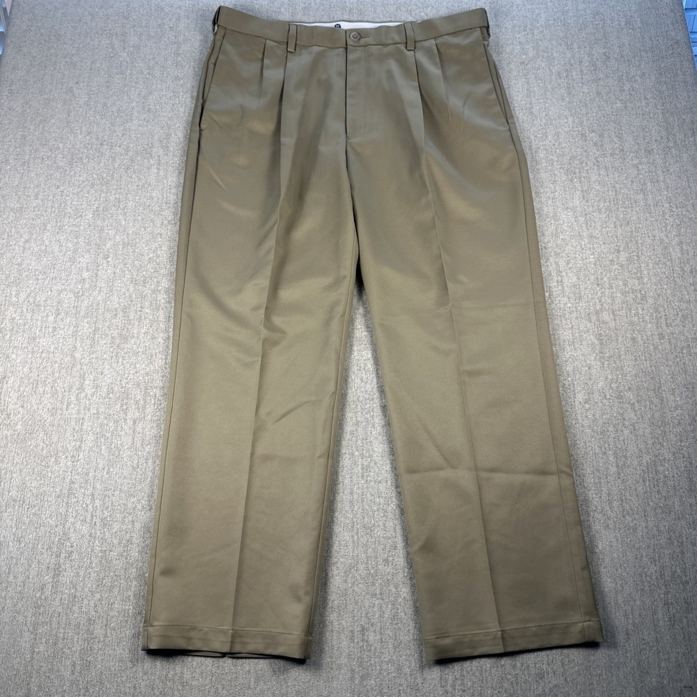 Haggar Dress Pants Men 38x30 Beige Cool 18 Pleated Expandable Waist Classic Fit